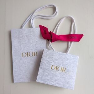 💖2/$15💖 Dior White and Gold Women's Paper Bag & Red Ribbon Bundle